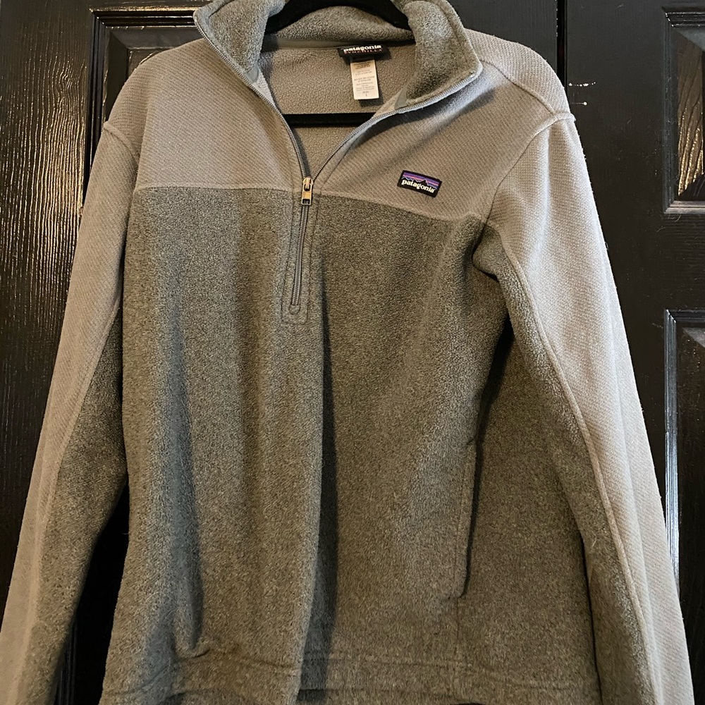 Grey Patagonia Pullover